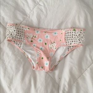 Frankie’s Bikini Koa bottoms in pink pansies